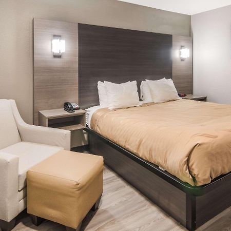 Quality Inn & Suites Форт Уорт Екстериор снимка