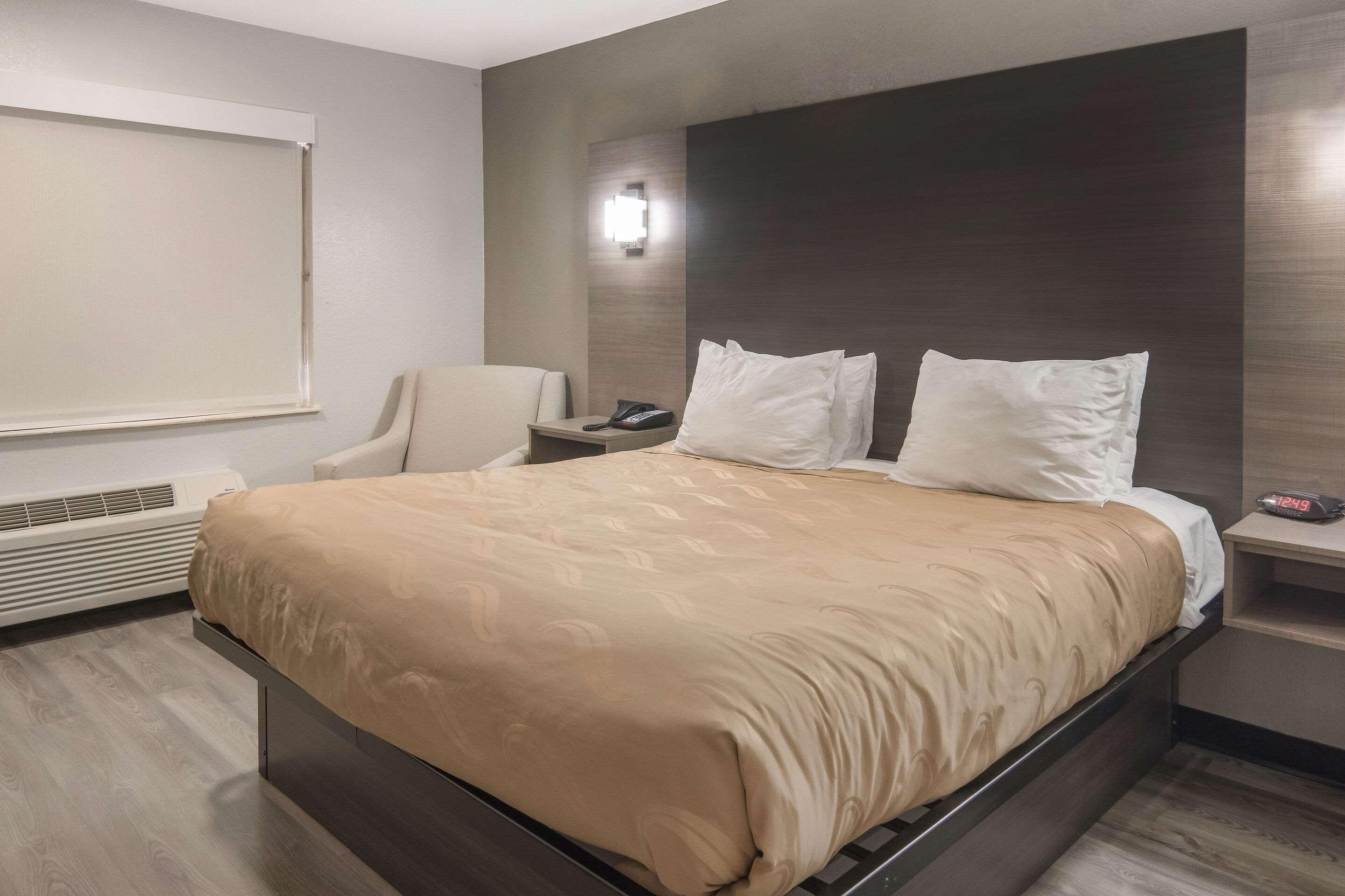 Quality Inn & Suites Форт Уорт Екстериор снимка