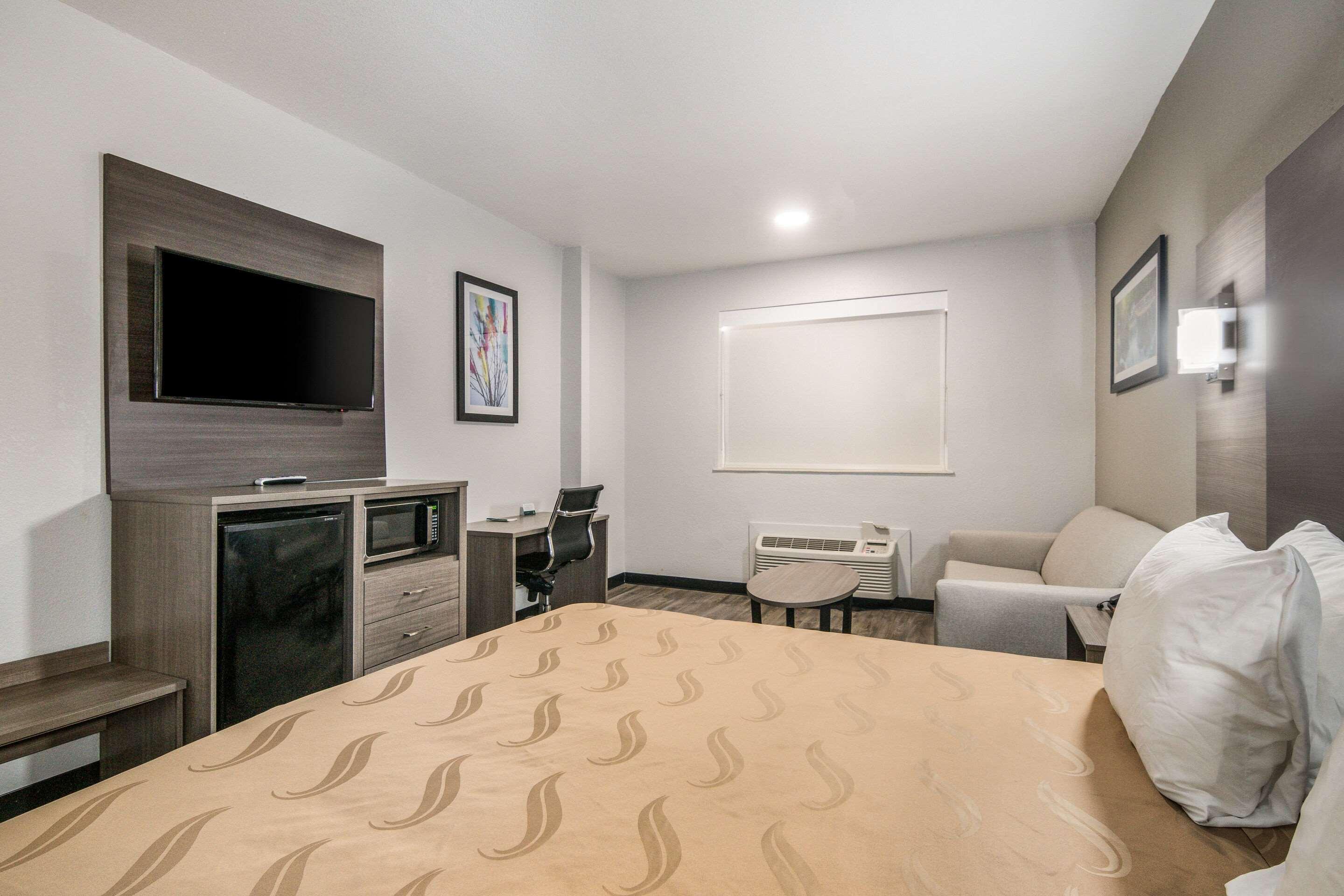 Quality Inn & Suites Форт Уорт Екстериор снимка