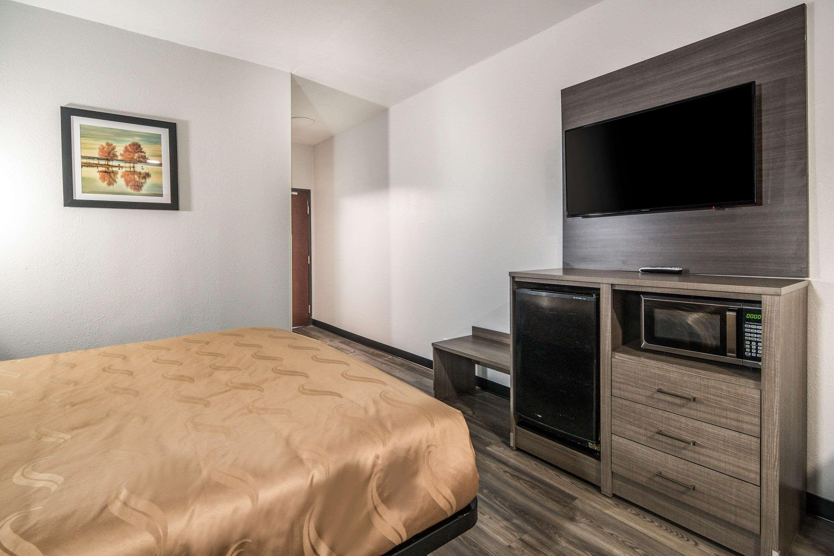 Quality Inn & Suites Форт Уорт Екстериор снимка