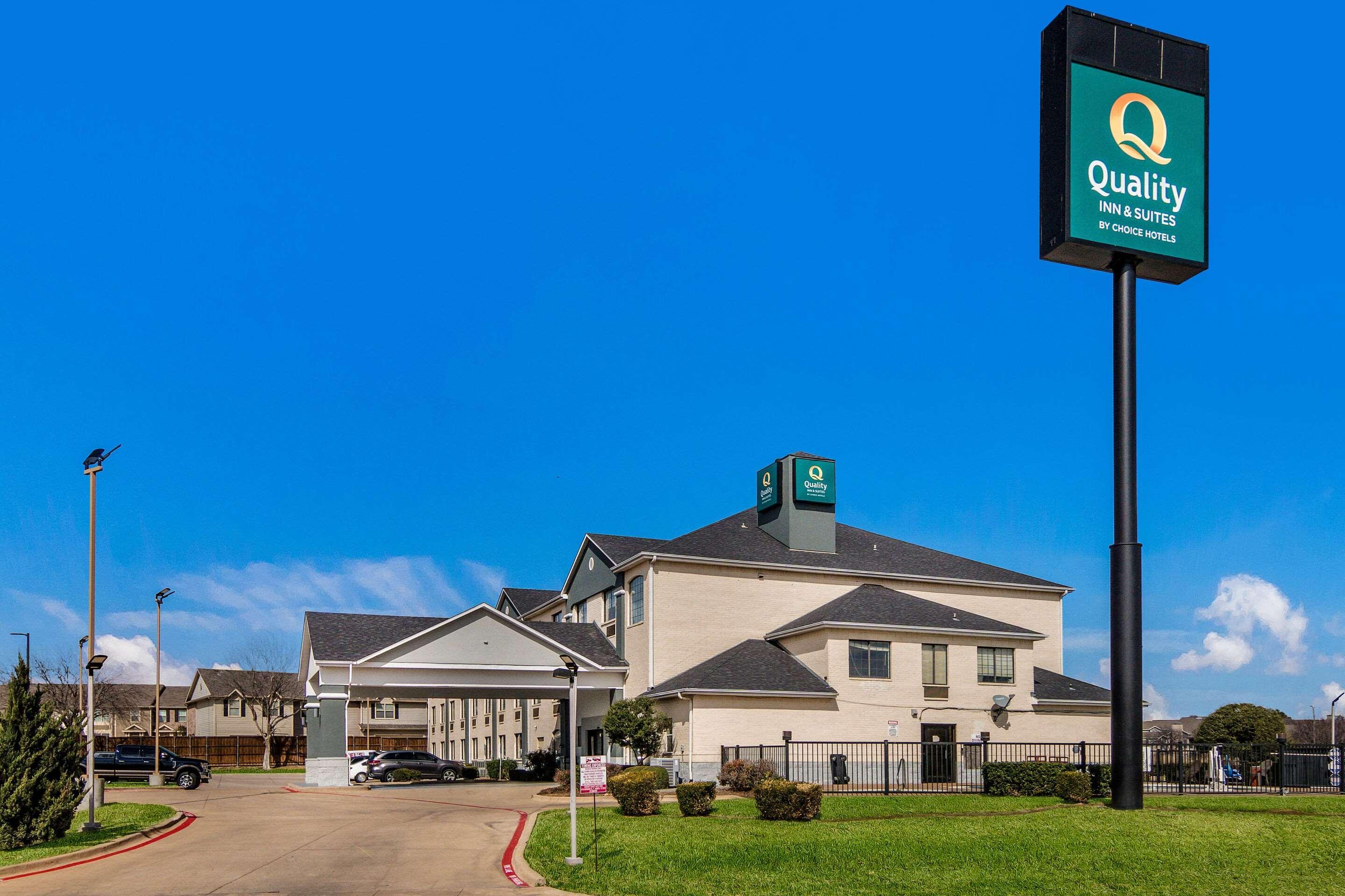 Quality Inn & Suites Форт Уорт Екстериор снимка