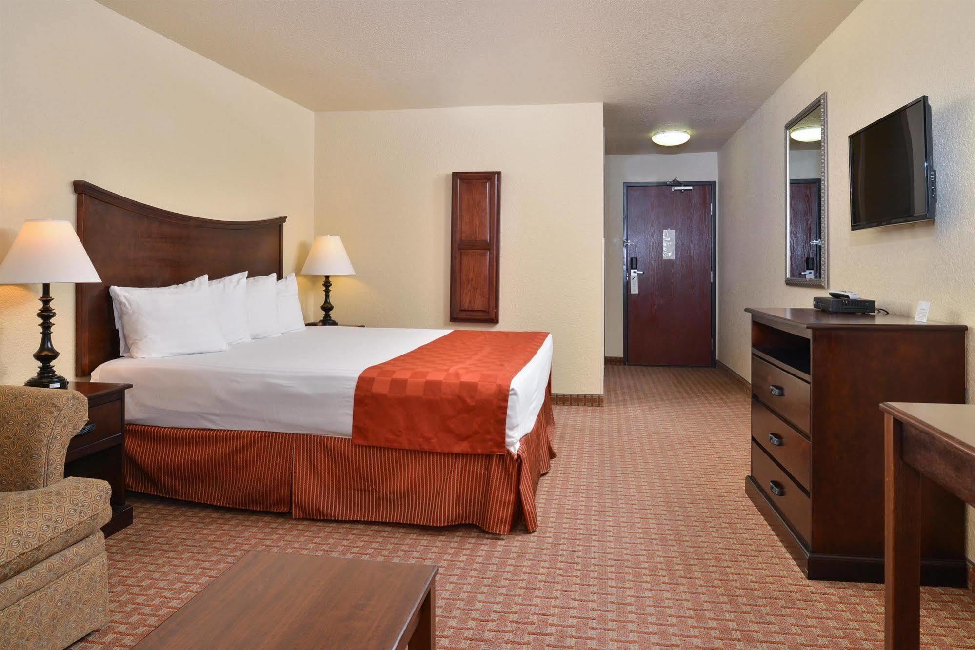 Quality Inn & Suites Форт Уорт Екстериор снимка