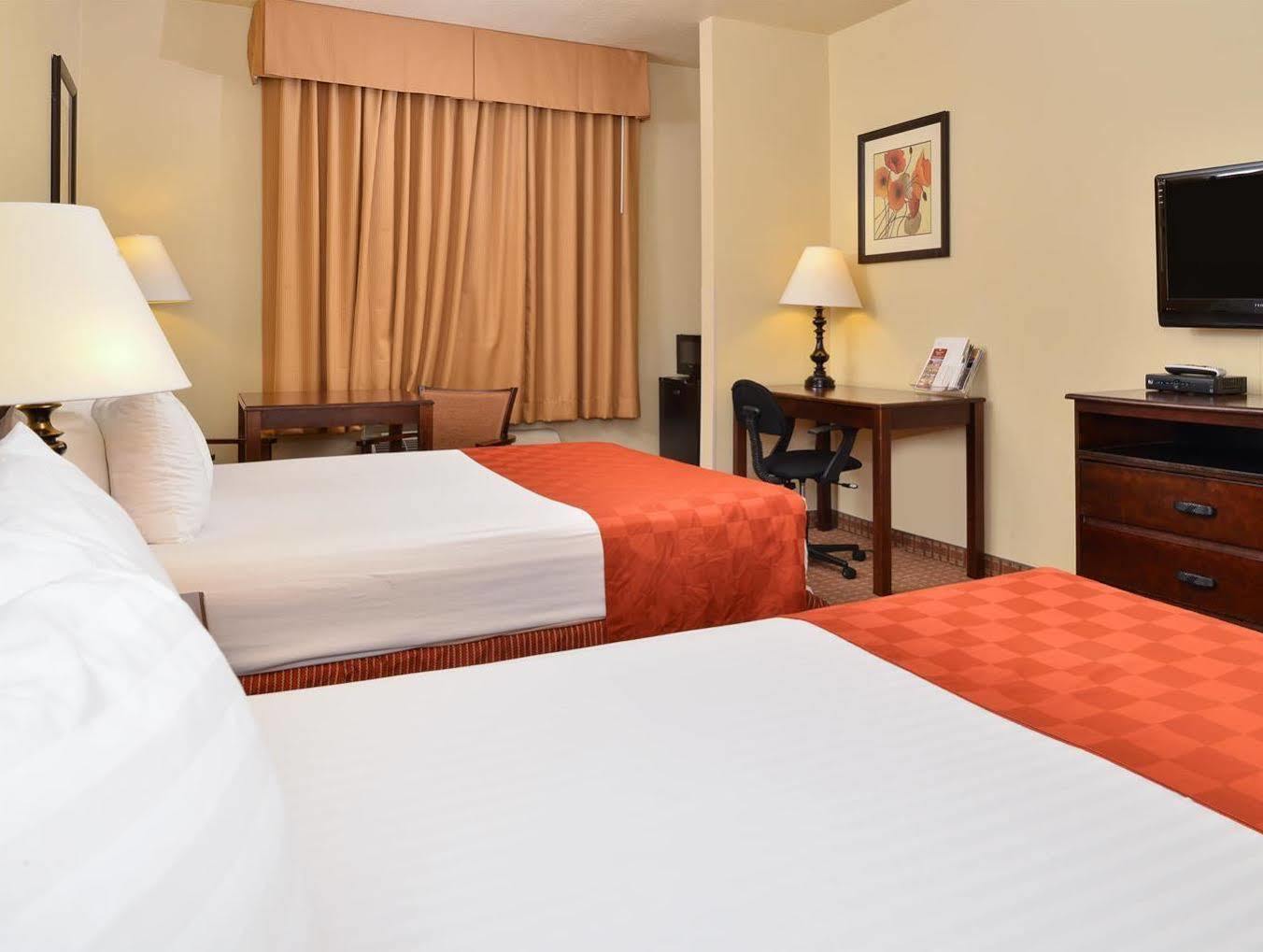 Quality Inn & Suites Форт Уорт Екстериор снимка