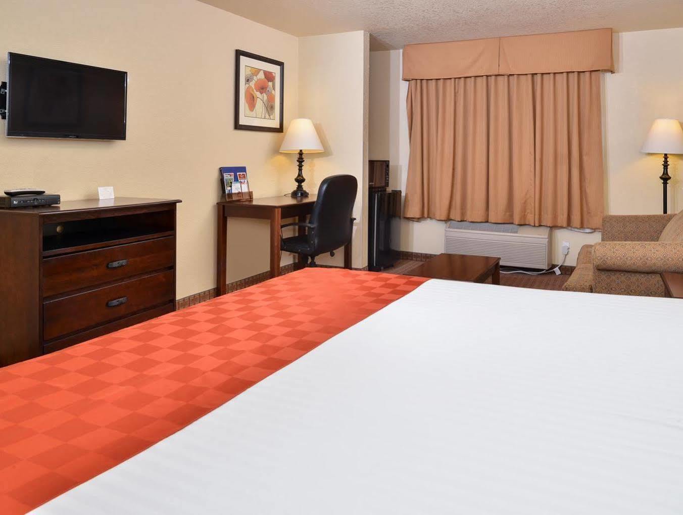 Quality Inn & Suites Форт Уорт Екстериор снимка